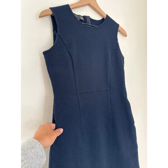 Lafayette 148 New York Sleeveless Wool Sheath Dress - Blue, 8 - Picture 5 of 10